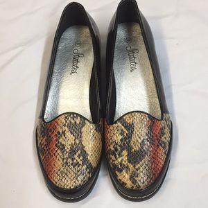 Statutes Faulk Snake Skin Toe Loafers.